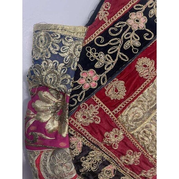 NWT Sacred Threads Magic Carpet Embellished Patchwork Colorful Lined Bag - Picture 3 of 11